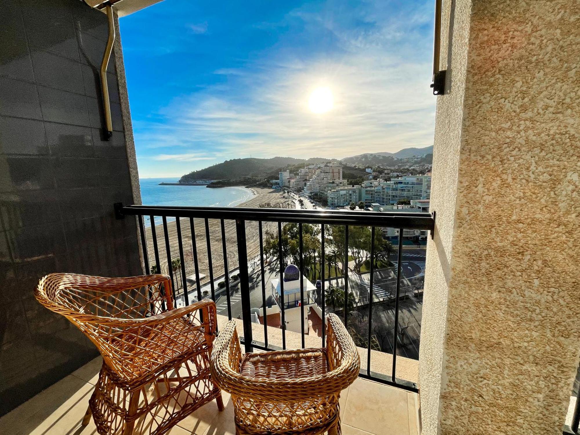 Apartamentos Neptuno Oropesa 3000 أوروبيسا ذيل مار المظهر الخارجي الصورة
