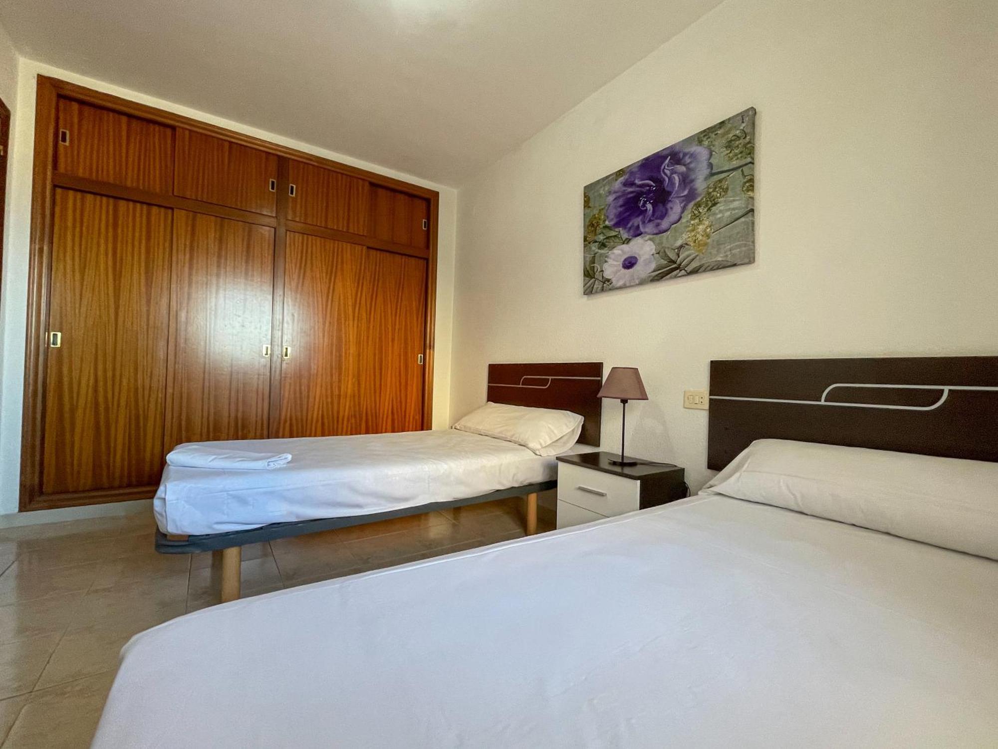 Apartamentos Neptuno Oropesa 3000 أوروبيسا ذيل مار المظهر الخارجي الصورة